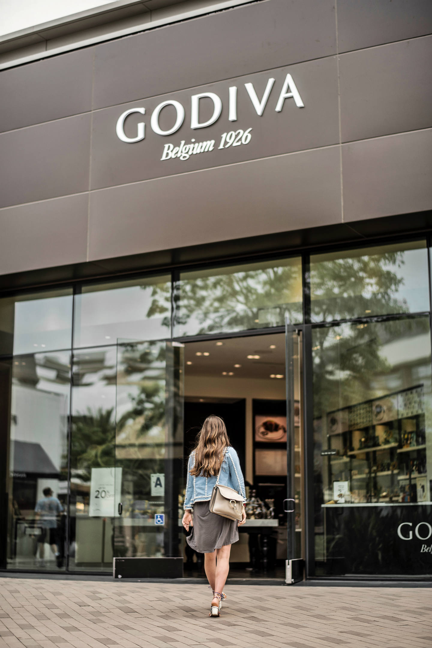 godiva store front at the UTC mall San Diego